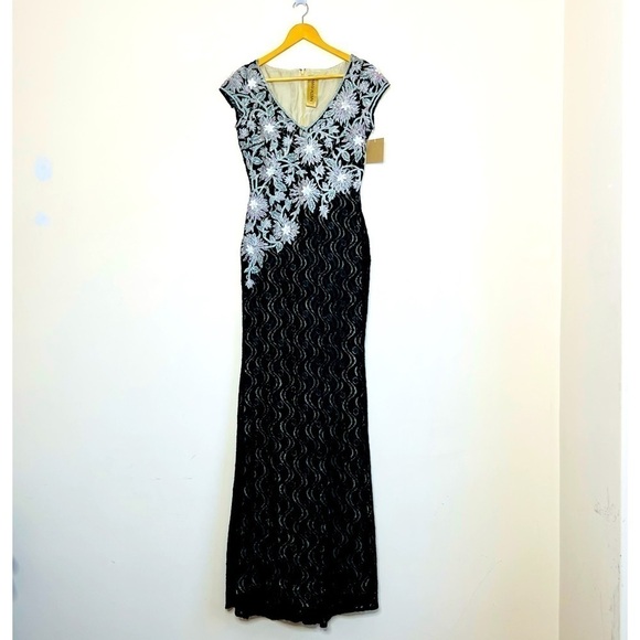 Couture Naeem Khan Evening Gown w/ Beadwork - Picture 3 of 17